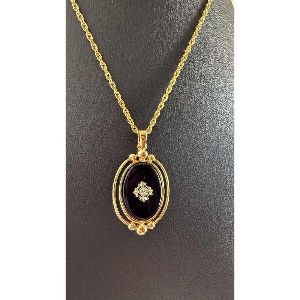 Vintage 1983 Avon Reversible Faux Onyx Pendant Necklace Signed